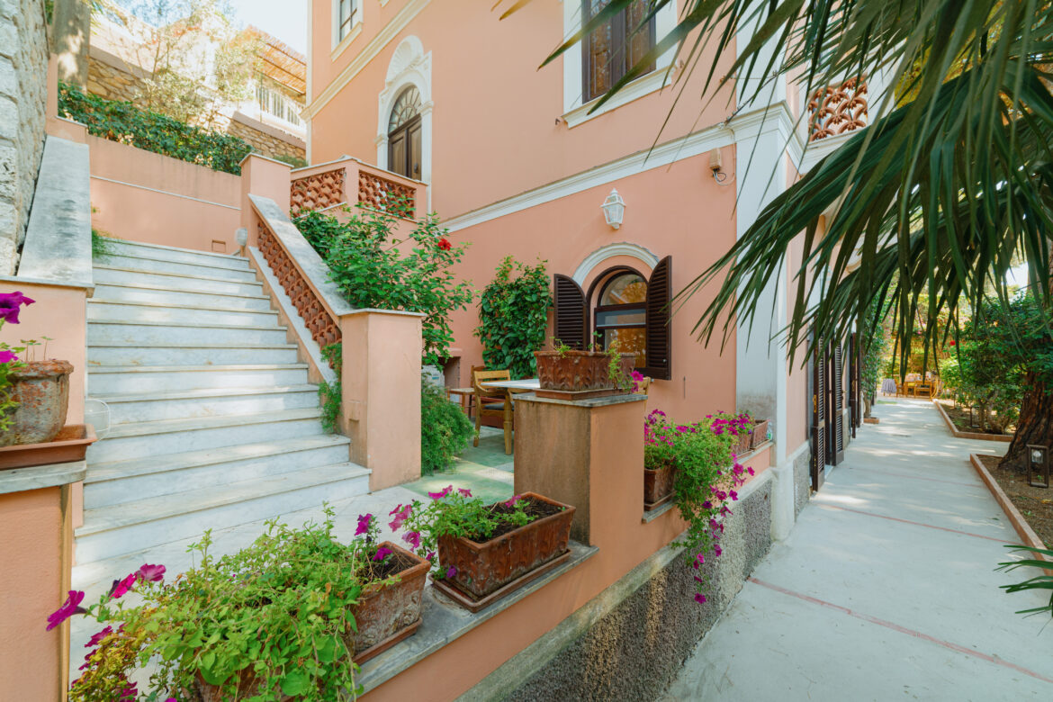 Villa Overview